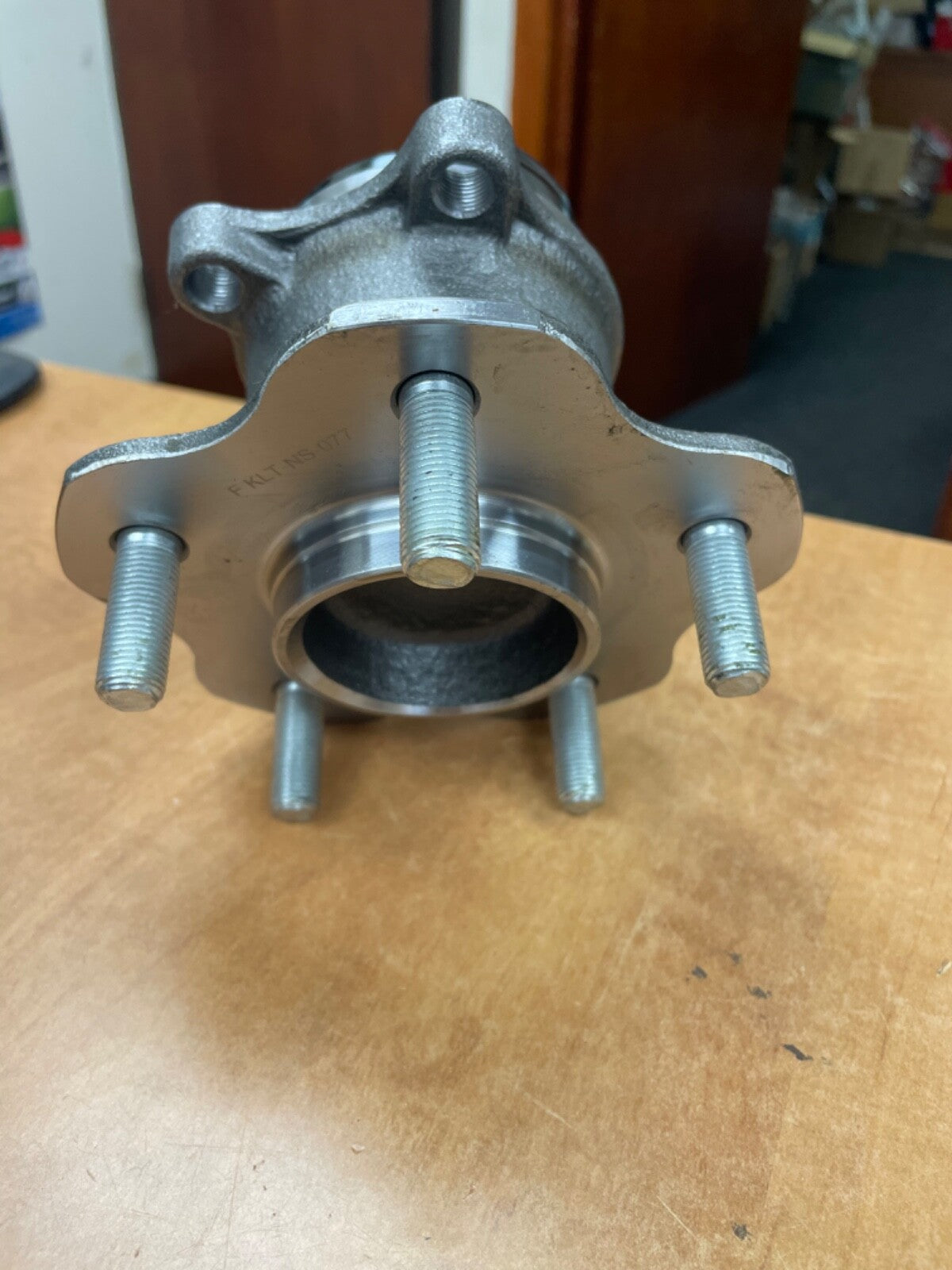 FOR NISSAN X-TRAIL  XTRAIL QASHQAI KOLEOS WHEEL BEARING HUB REAR 2WD