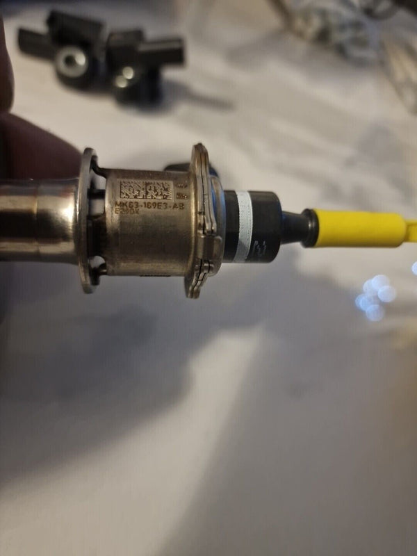 ADBLUE UREA INJECTOR GENUINE JAGUAR XE XF F-PACE EVOQUE MK83189E3AB