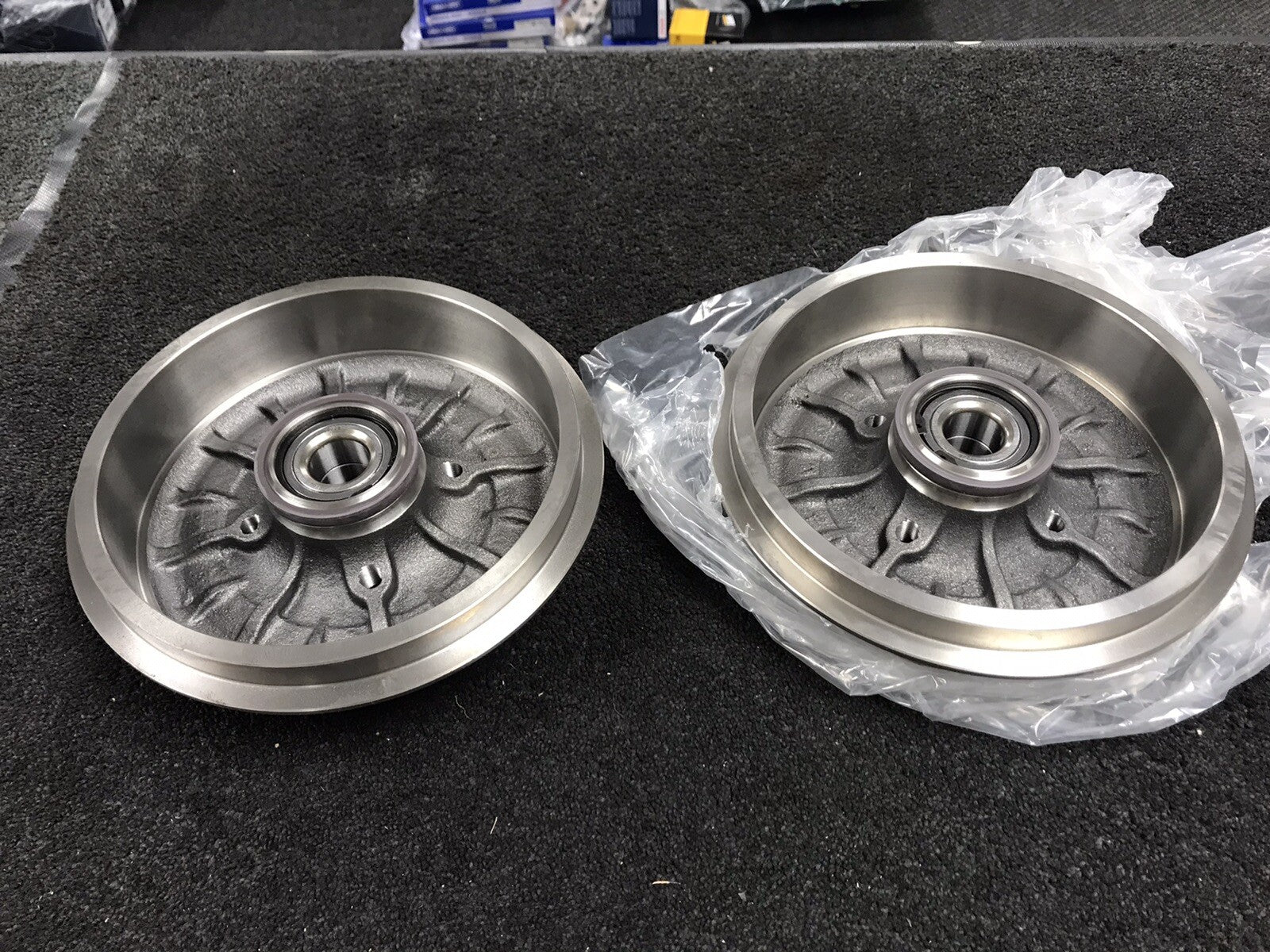 PEUGEOT 207 SW HDi VTi REAR BRAKE DRUM BEARING FITTED BREARING + ABS RING