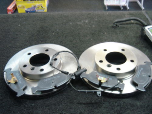 BMW 318CI FRONT   BRAKE DISCS & PADS & WARNING WIRES