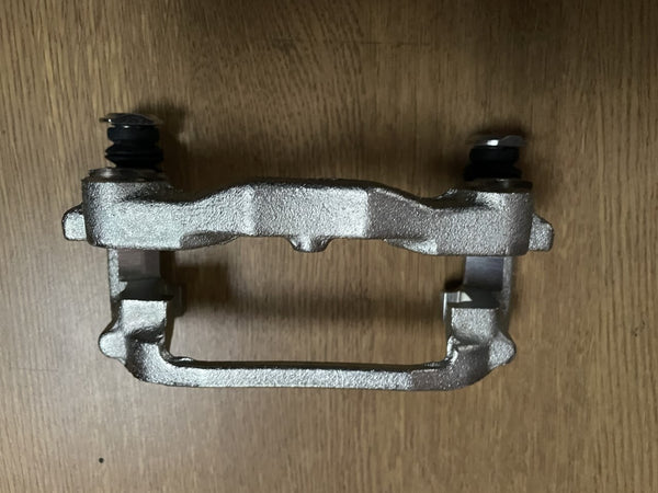 FOR FORD TRANSIT RWD 2006-13 REAR BRAKE CALIPER CARRIER BRACKET KIT LH NS
