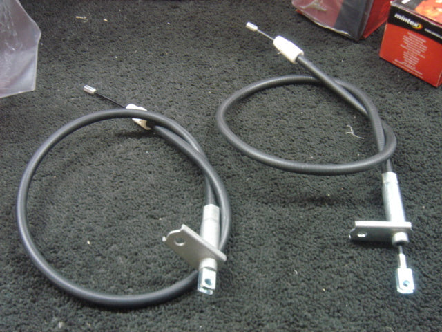 FOR CLK200 CLK220 CLK240 CLK280 CLK270 CLK320 CLK500 REAR HANDBRAKE CABLES 