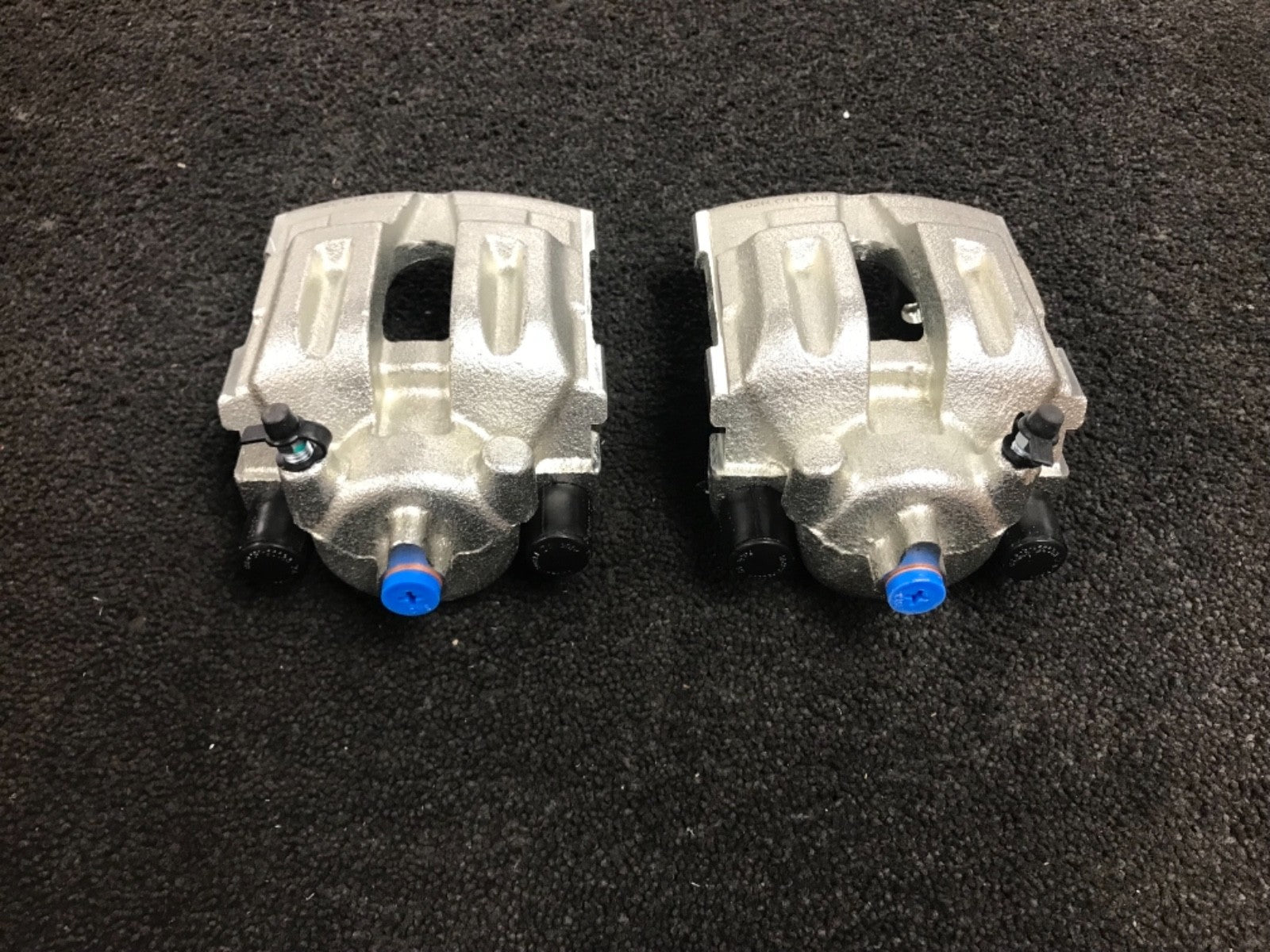  BRAKE CALIPER REAR BMW E81 116i 118i 120d 120i 125i  PASSENGER SIDE DRIVER SIDE