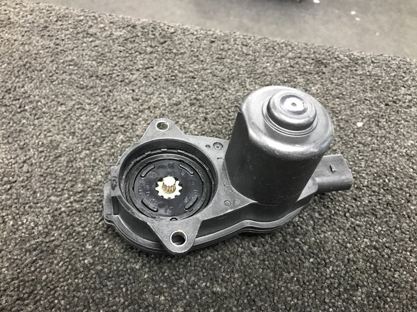 AUDI A4 A5 Q5  REAR BRAKE CALIPER MOTOR 8K0 998 281 2007 ON MODELS