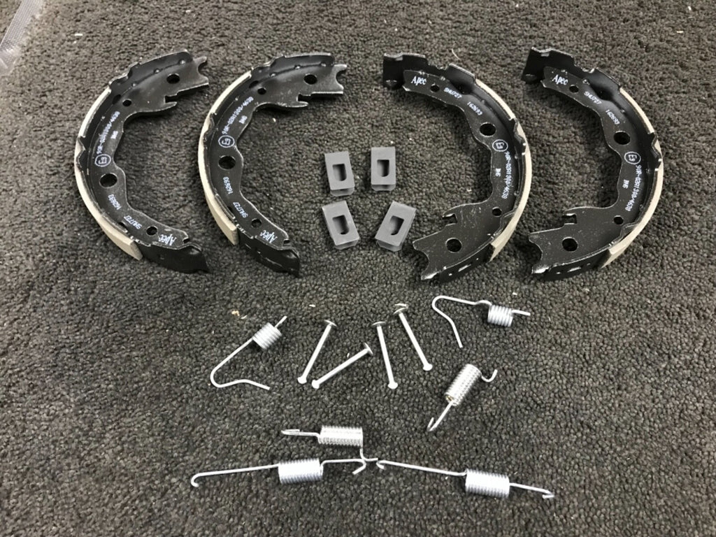 FOR NISSAN X-TRAIL TIDA QASHQAI JUKE REAR HAND BRAKE PARKING SHOES FITTING KIT