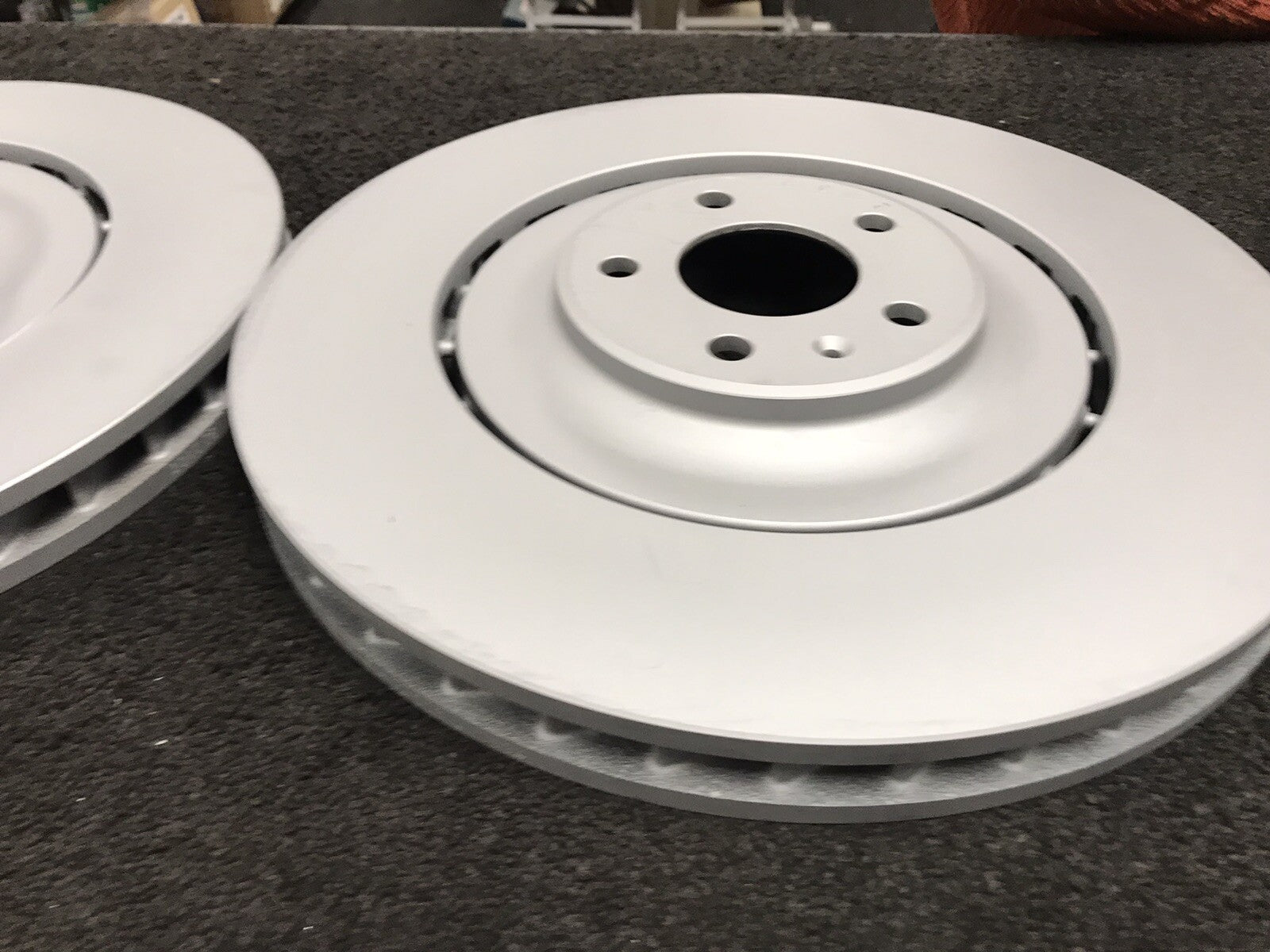 FOR AUDI A6 A7 A8 S6 S7 SQ7 S8 FRONT VENTED BRAKE DISCS 400MM X 38MM 4H0615301AL