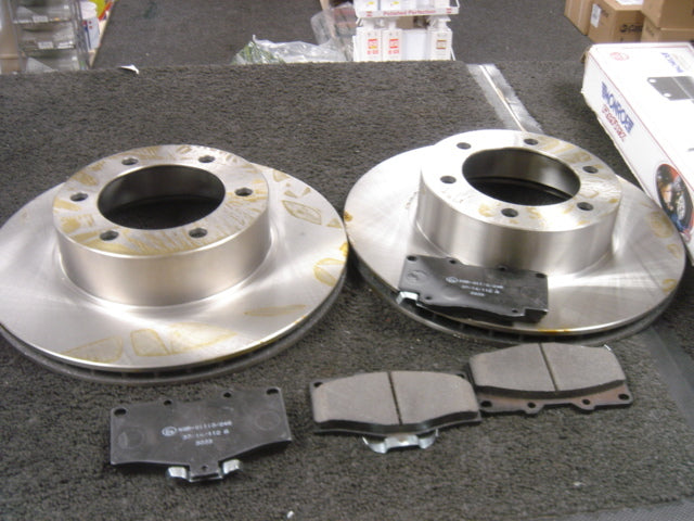 FOR TOYOTA LANDCRUISER COLORADO PRADO IMPORT D4D 3.4  FRONT BRAKE DISCS & PADS