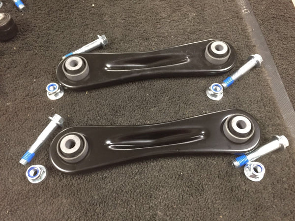FOR FORD MONDEO MK3 ESTATE REAR SEMI TRAILING ARMS WITH FIXING BOLTS 