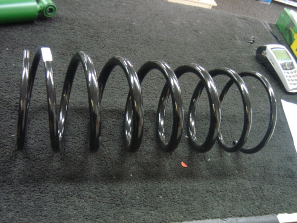 FOR MERCEDES G WAGON 230 280 300  W460 W463  1 REAR COIL SPRING 2400 WHEELBASE 