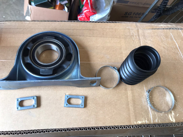 FOR MERCEDES SPRINTER VW CRAFTER FRONT PROPSHAFT CENTER BEARING + BOOT KIT 47MM