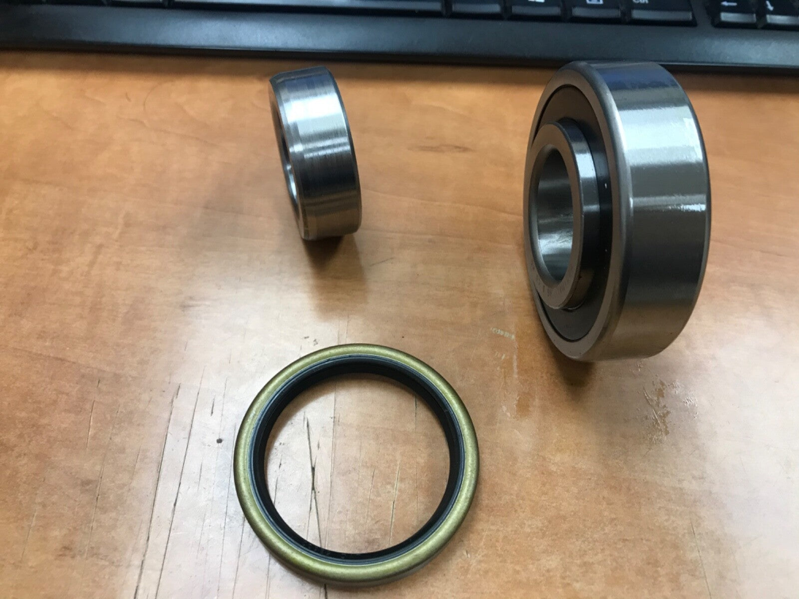 FOR TOYOTA LUCIDA ESTIMA PREVIA 2.4 REAR HALFSHAFT WHEEL BEARING KIT