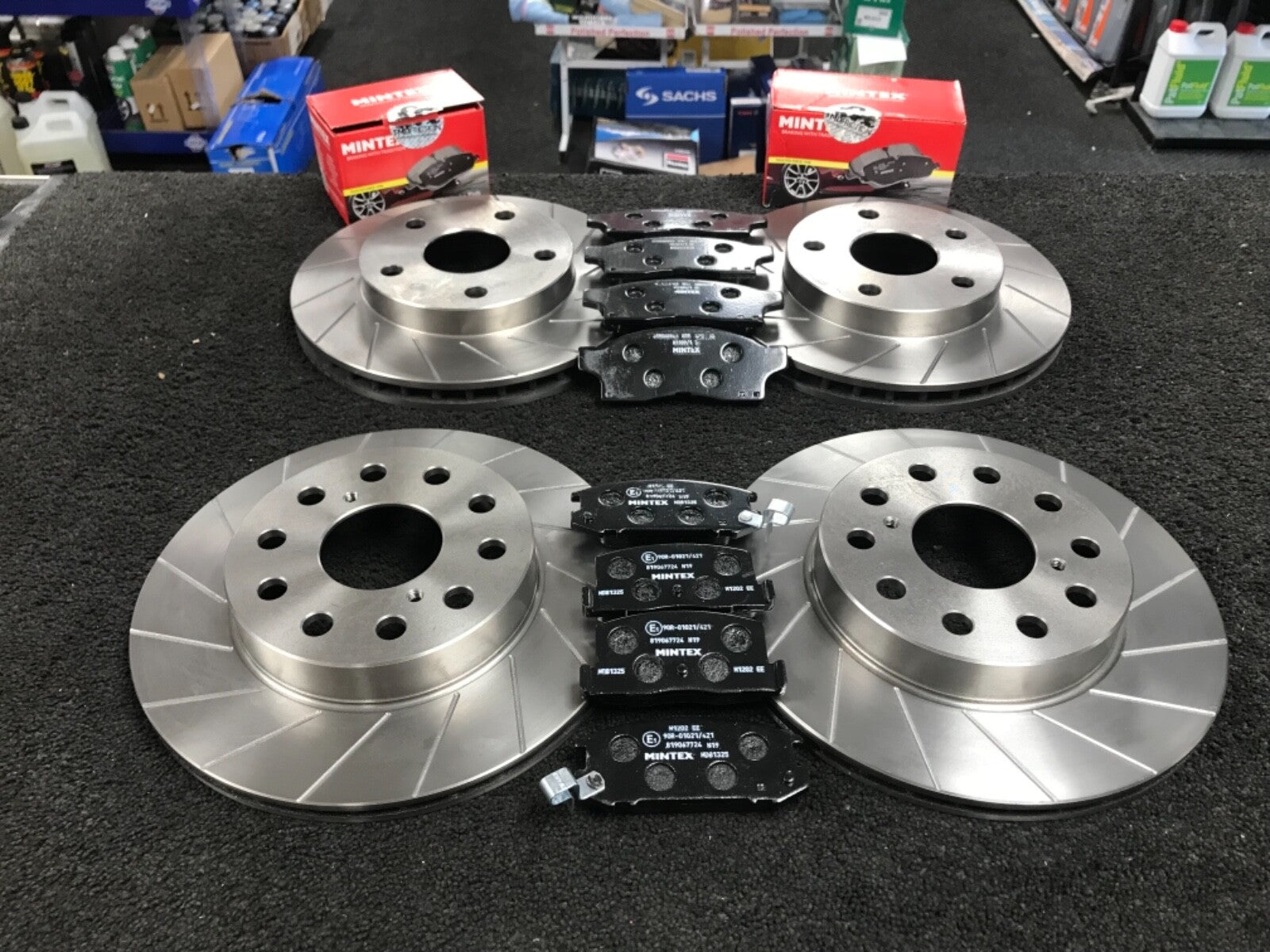 FOR TOYOTA MR2 MK2 REV 1 PERFORMANCE GROOVED BRAKE DISC & PADS