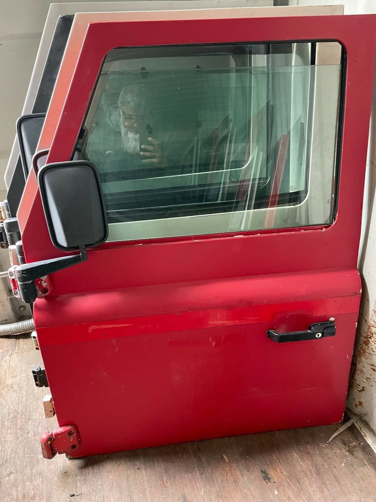 FRONT DOOR LH PASSENGER SIDE LAND ROVER DEFENDER 90 110 TDI CSW RED