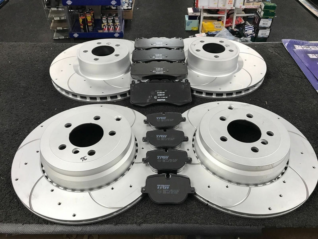 FOR LAND ROVER DEFENDER 2020> FRONT REAR BRAKE DISCS DRILLED GROOVED PADS 