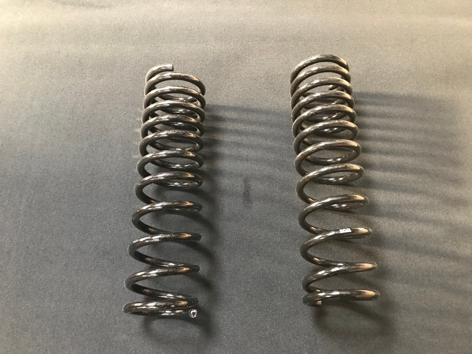 FOR FORD FOCUS MK1 1.4 1.6 1.8 2.0 1998-2005 2 REAR COIL SPRINGS