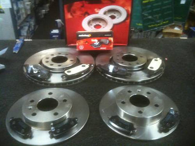 VAUXHALL  ASTRA GSI TURBO BRAKE DISC BRAKE PAD MINTEX BRAKE DISC PADSFRONT  REAR