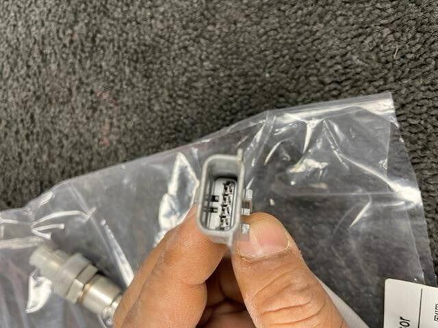 GENUINE LAMBDA SENSOR FOR NISSAN 1.6 DIG-T LPG SCE 0258030220 0258030338