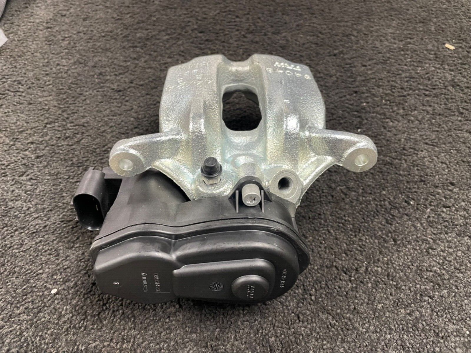 REAR BRAKE CALIPER RH OS GENUINE BMW 535D 540 F10 F11 TOURING ActiveHybrid
