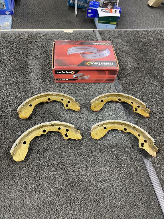 REAR MINTEX BRAKE SHOE SET FITS MAZDA 626 MS6 CRONOS EUNOS