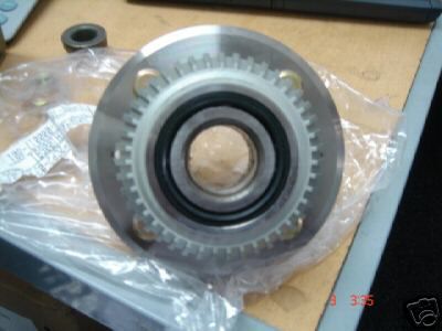 ROVER 45 25 200 400 214 414 216 416 420 REAR WHEEL BEARING HUB DISC BRAKES