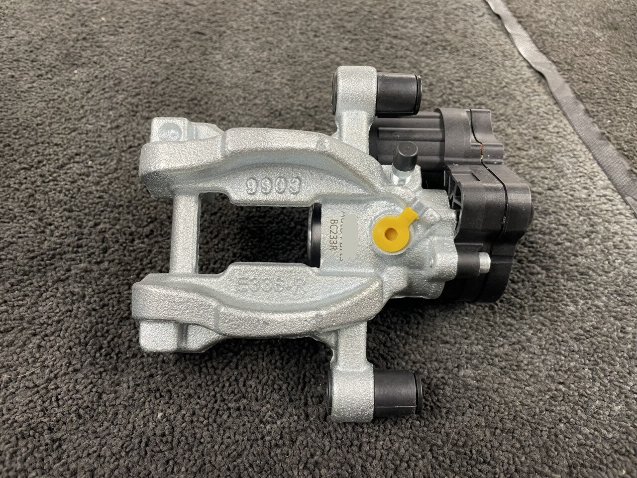 VW GOLF R TFSI MK7 REAR ELECTRIC BRAKE CALIPER BRAND NEW NS LH SIDE