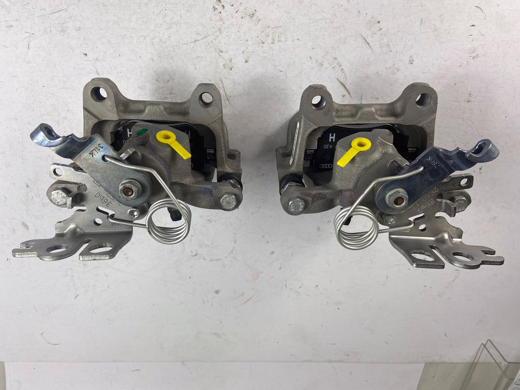 2 GENUINE ORIGINAL VW REAR BRAKE CALIPER FOR VW CADDY MK4 TDi ALLTRACK COMPLETE
