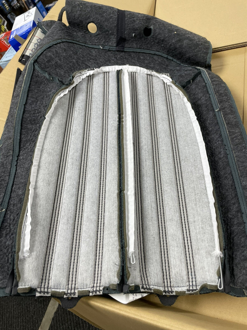 AUDI A6 AVANT ALLROAD A7 REAR SEAT LH BACKREST COVER GENUINE AUDI 4G0885805N22A