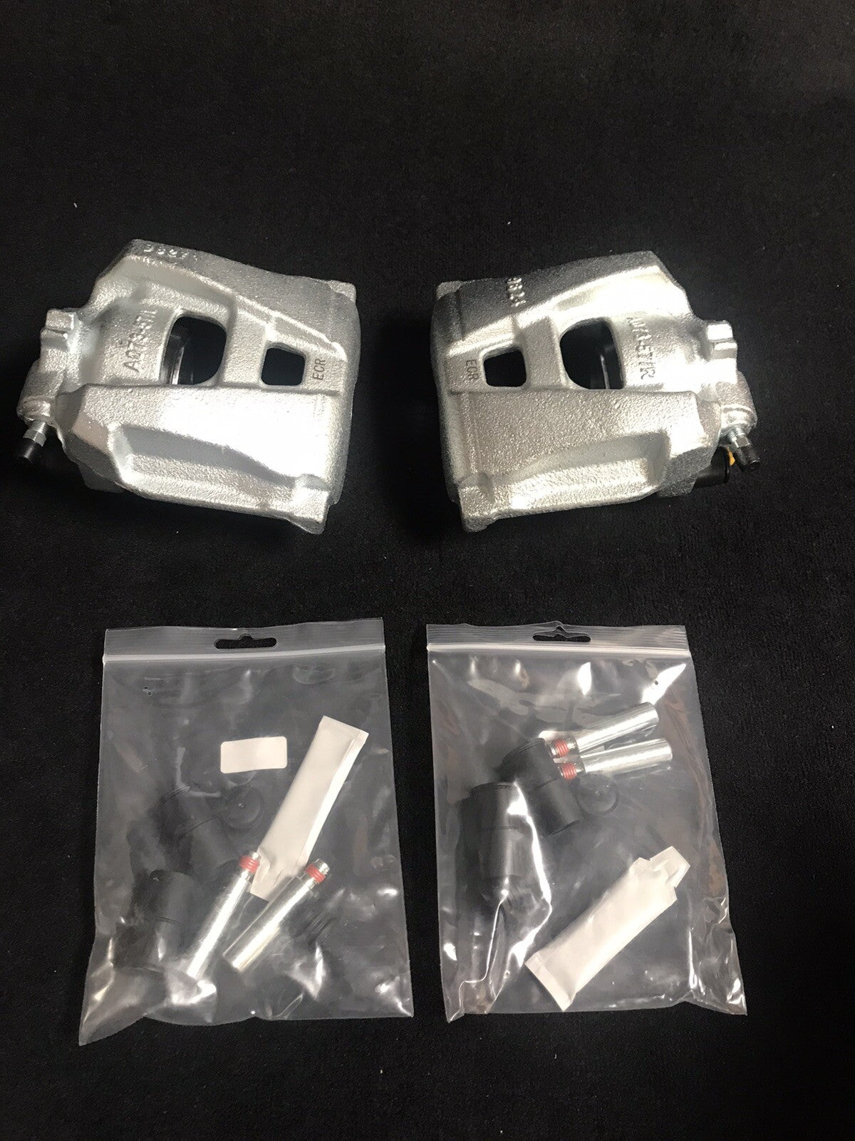 2 FRONT BRAKE CALIPER+SLIDER PIN KITS FOR AUDI FOR AUDI A4 2007-15 314MM DISCS
