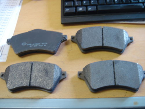 LANDROVER FREELANDER 1.8 2.0 TD4 V6 2000 ON FRONT BRAKE PADS SET BOTH SIDES