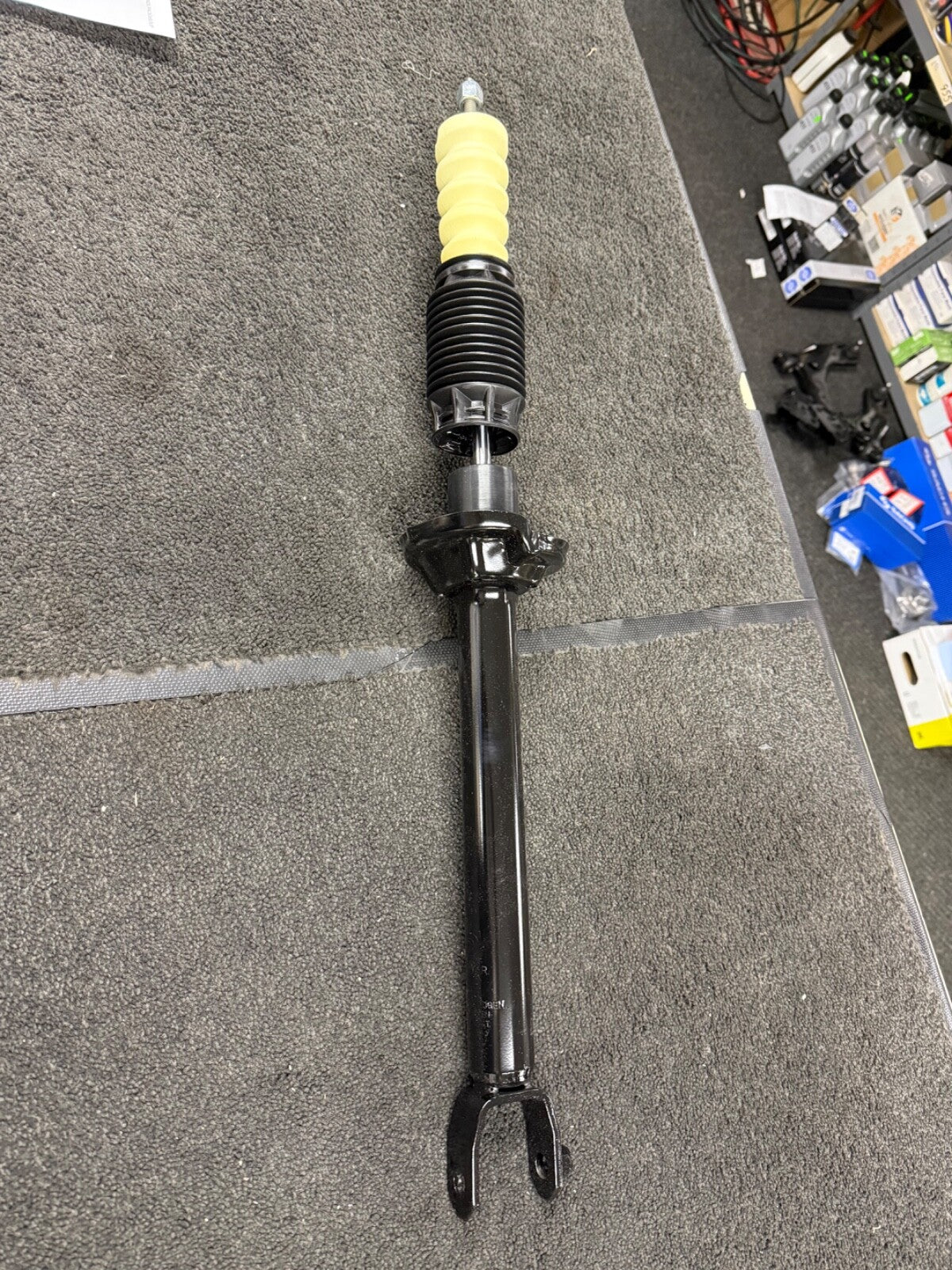 FORD PUMA 1.6 1.7 SHOCK ABSORBER REAR 1997> NEW