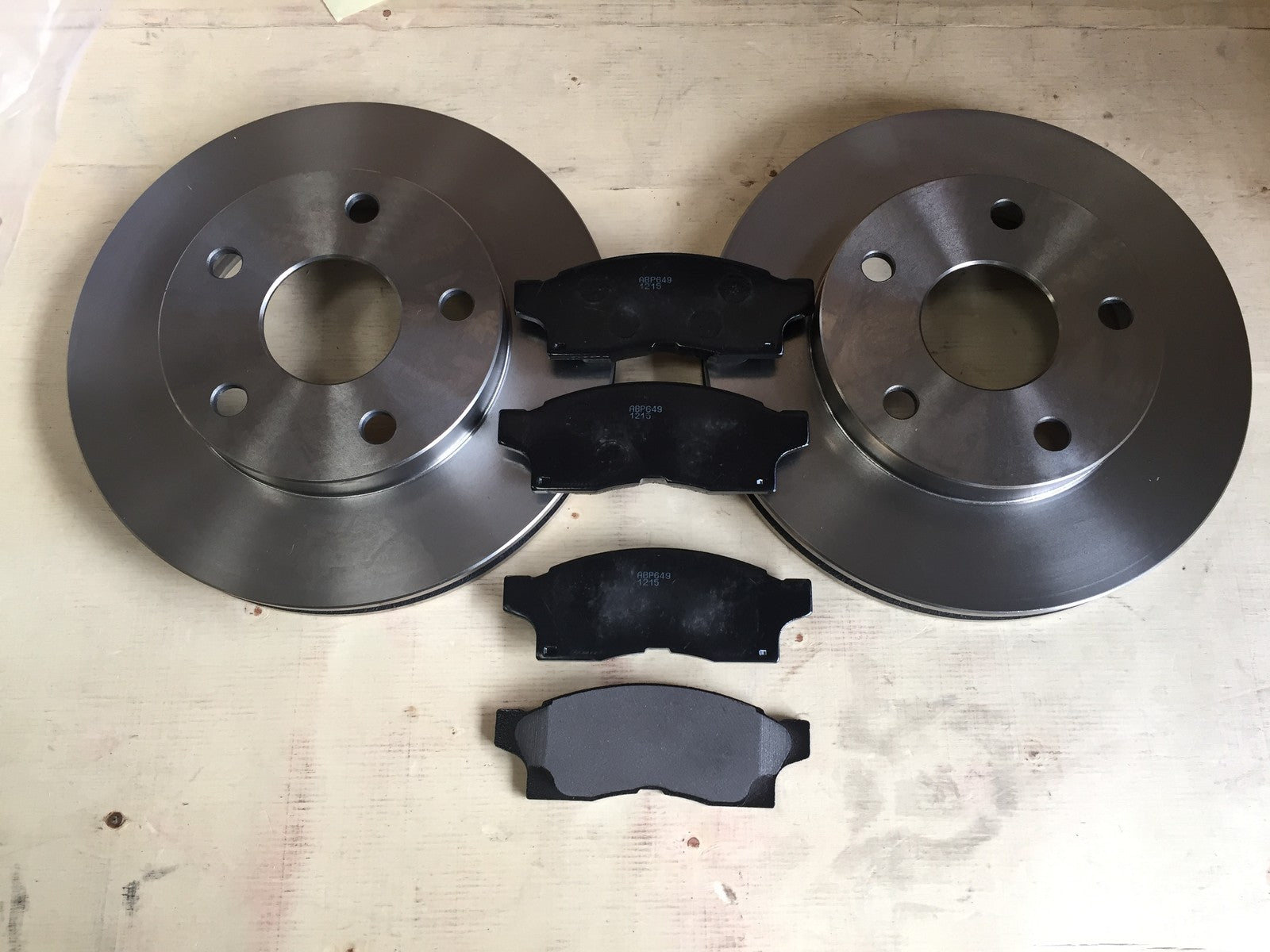 FOR TOYOTA MR2 MK2 REV1 90-91BRAKE DISX BRAKE PAD BRAKE DISCS & PADS  258MM