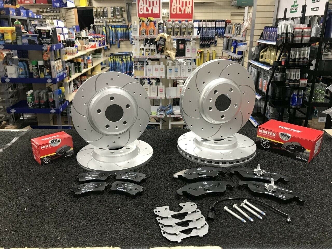 A4 AVANT TDI QUATTRO S LINE SPECIAL DRILLED GROOVE BRAKE DISCS MINTEX BRAKE PAD