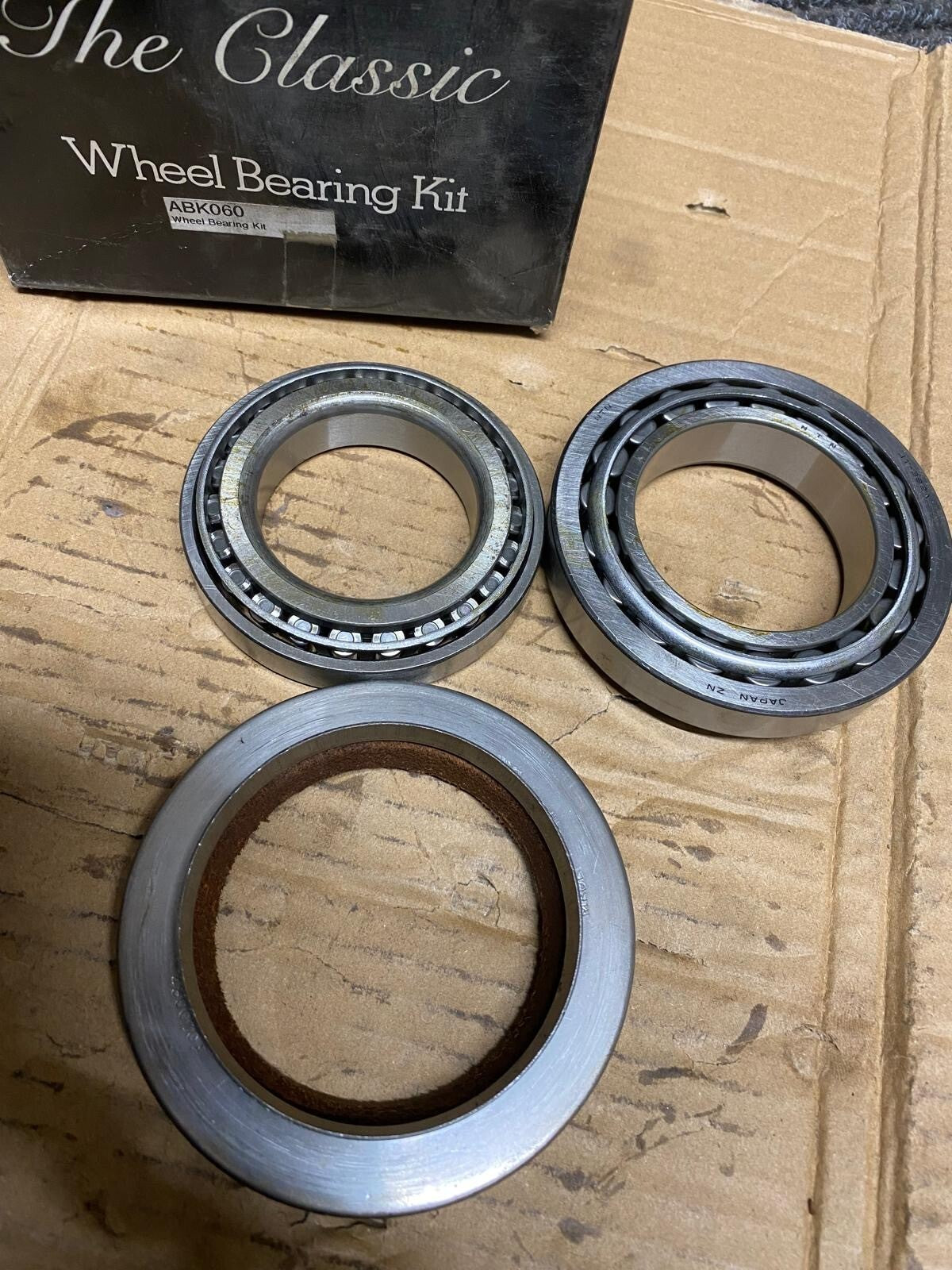 REAR WHEEL BEARING KIT FITS MK1 TRANSIT 125-190, 130-190  TWIN WHEELER