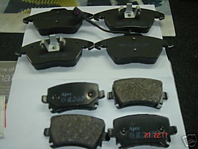 SKODA VW TOURAN 1.6 2.0 1.9 TDI FSI  FRONT & REAR BRAKE PADS FRONT REAR SET