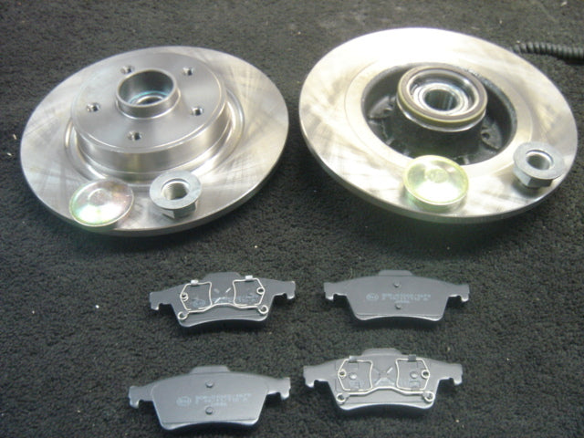 RENAULT LAGUNA MK2 16V DCi 2001-07 16V DI DCI REAR BRAKE DISC BEARINGS PADS