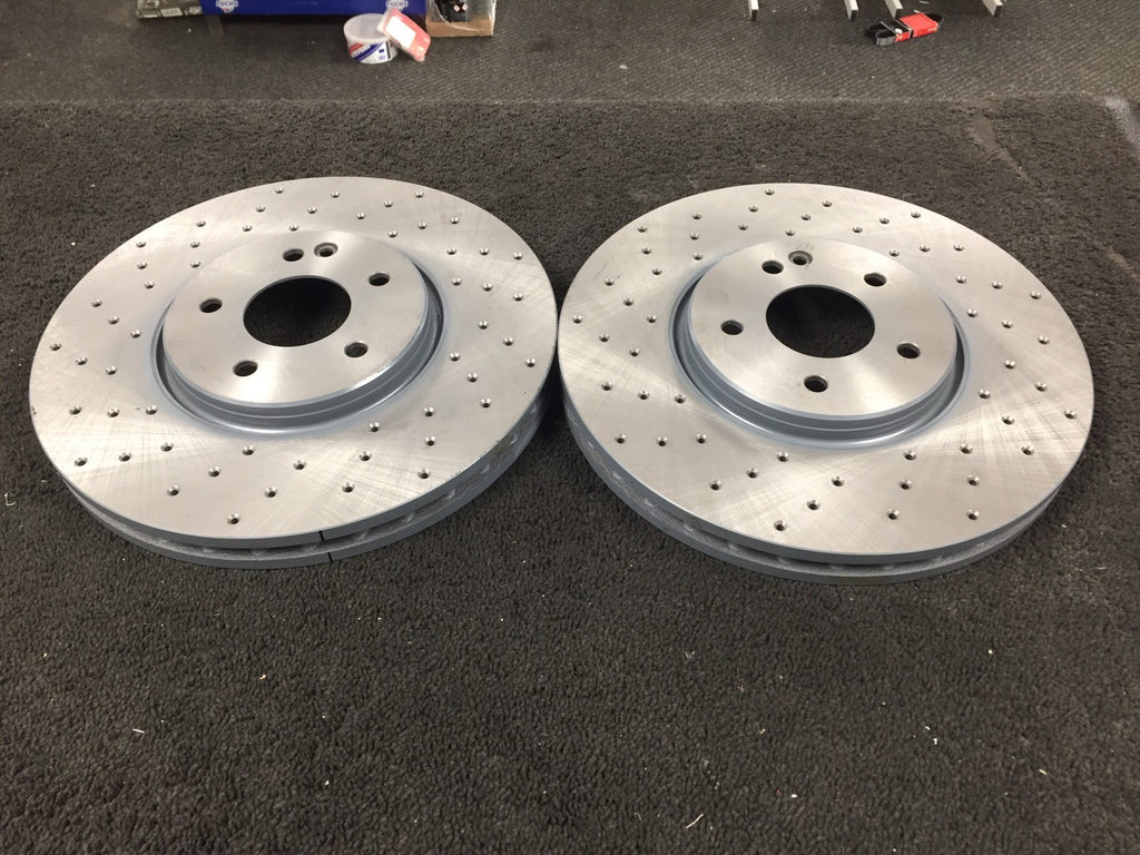 FOR MERCEDE CLK200 CLK230 CLk270  FRONT DRILLED BRAKE DISCS 300MM 