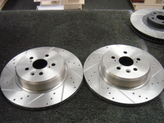 FOR TOYOTA CELICA GT4 ST185 BRAKE DISC REAR CROSS DRILLED GROOVED 42431-20150