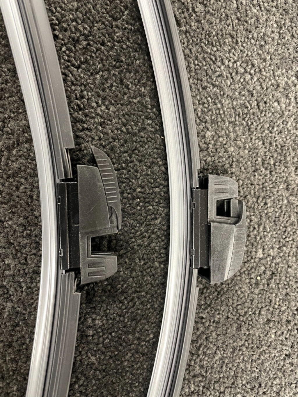 Bentley Continental Gt Gt3 Gtc Flying spur Front Wiper Blade Kit  2003 On 