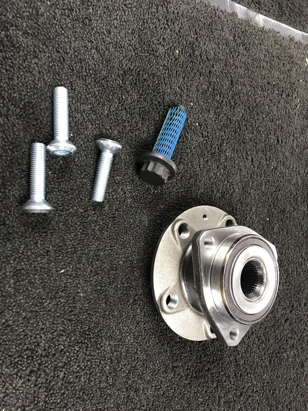 FOR AUDI A3 VW GOLF MK5 MK6 OE QUALITY FRONT WHEEL BEARING HUB KIT 3 STUD TYPE