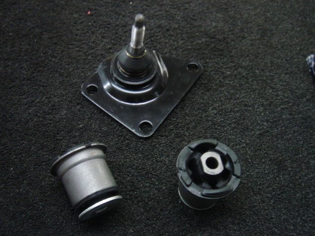 FOR JEEP GRAND CHEROKEE WJ WG 99-04 2 REAR UPPER A FRAME ARM BUSH  BALL JOINT