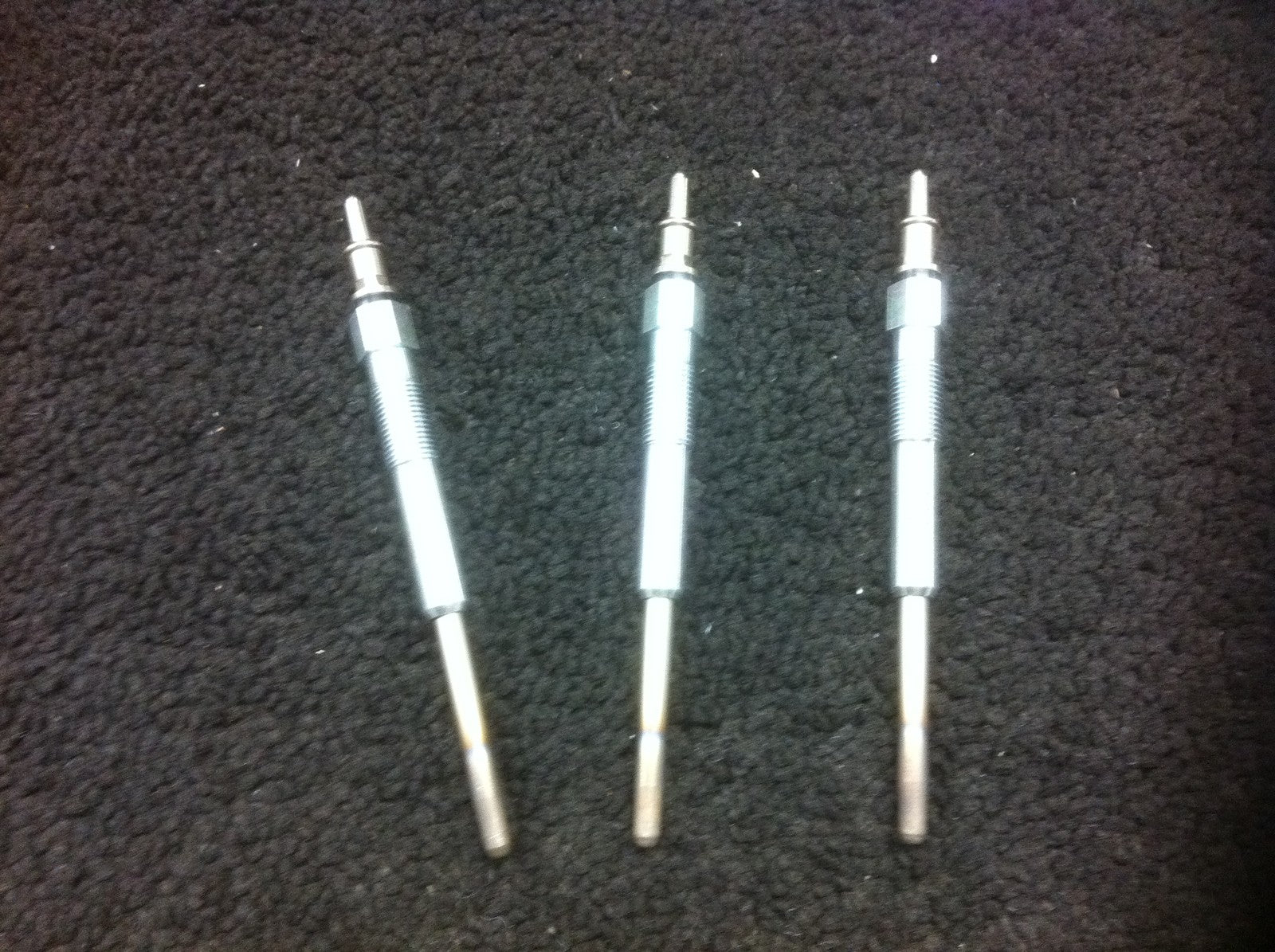 SMART CITY COUPE 0.8 98-04  DIESEL GLOW PLUGS X 3 NEW BOXED Y-543J