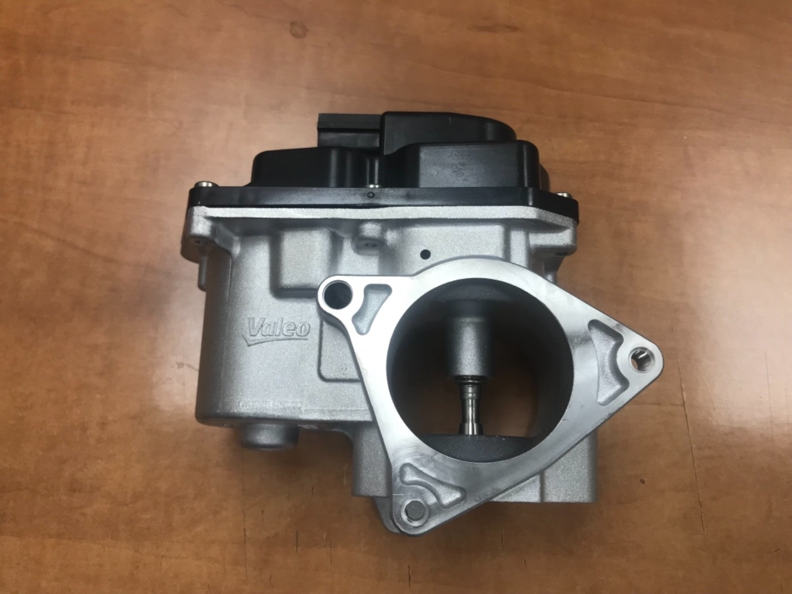 EGR VALVE FOR VW BEETLE EOS GOLF MK5 MK6 GOLF PLUS JETTA MK3 2.0 TDI 03L131501E