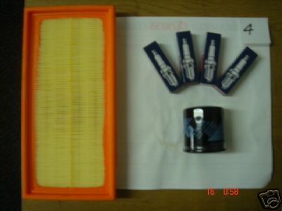 FOR TOYOTA AVENSIS OIL FILTER AIR FILTER & 4 SPARK PLUGS NE