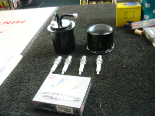 FOR IMPREZA WRX 2.0TURBO 00-06  SPARK PLUGS OIL FUEL FILTER