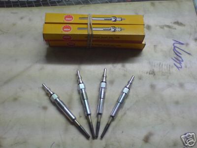 VW TOURAN GOLF MK5 EOS BEETLE GLOW PLUG NGK NEW X 4