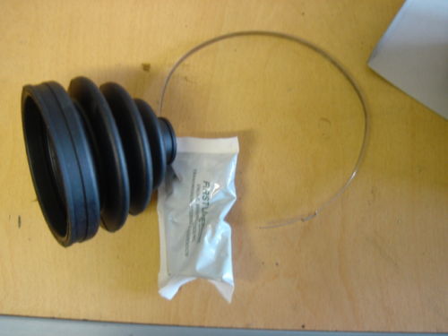 FOR NISSAN TERRANO FORD MAVERICK 2.4 2.7TD 3.0TD  OUTER CV BOOT KIT