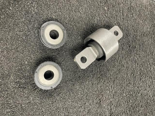 REAR LOWER CONTROL ARM BUSH KIT FOR LEXUS CT200H 300H ES350 2007-2018