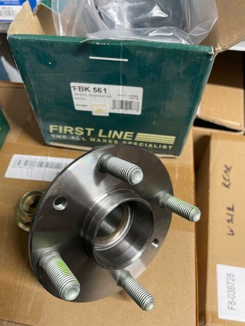 1 X  REAR WHEEL BEARING KIT FOR MAZDA 323 323F 626 PREMACY FBK561