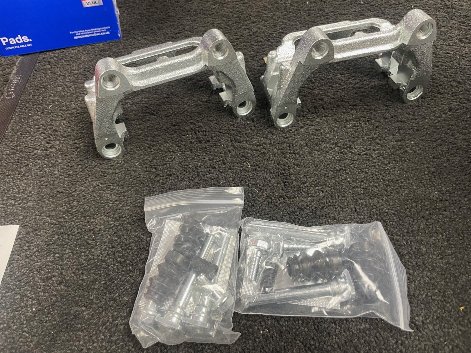 2 REAR BRAKE CALIPER BRACKET A3 8P TDI TFSi 2008-2013 BOSCH SYSTEM  272MM DISC