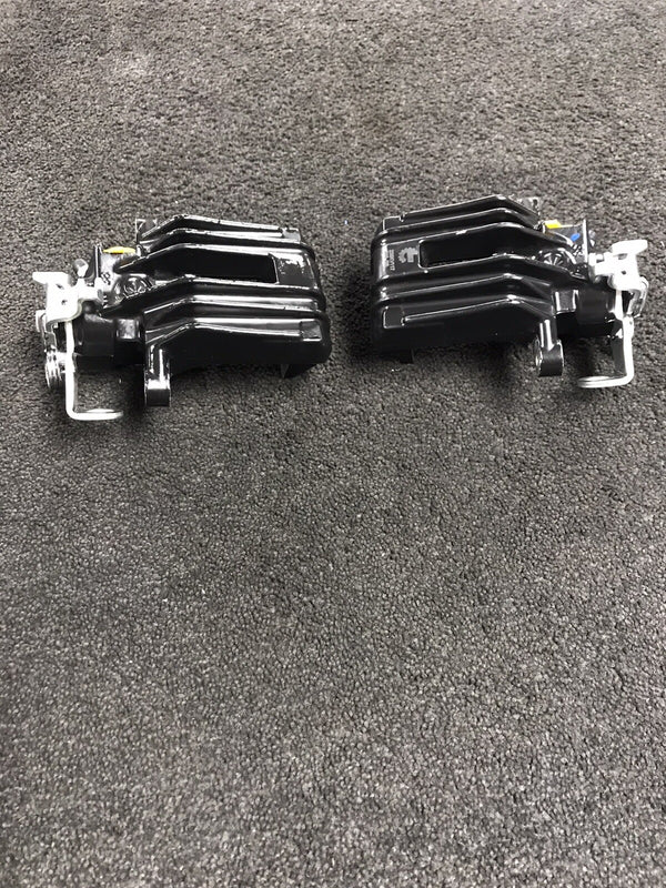 2 x REAR BRAKE CALIPER BLACK AUDI A3 TT CORDOBA LEON IBIZA OCTAVIA SOLID DISC
